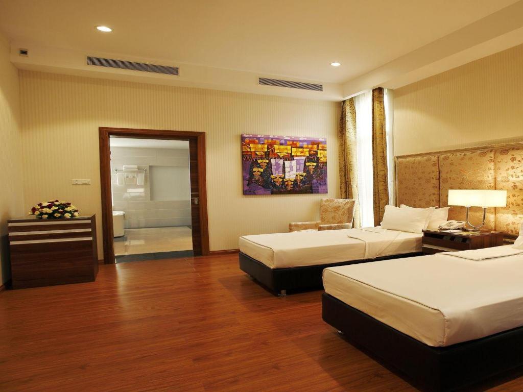Horizon Lake View Resort Naypyidaw Zewnętrze zdjęcie