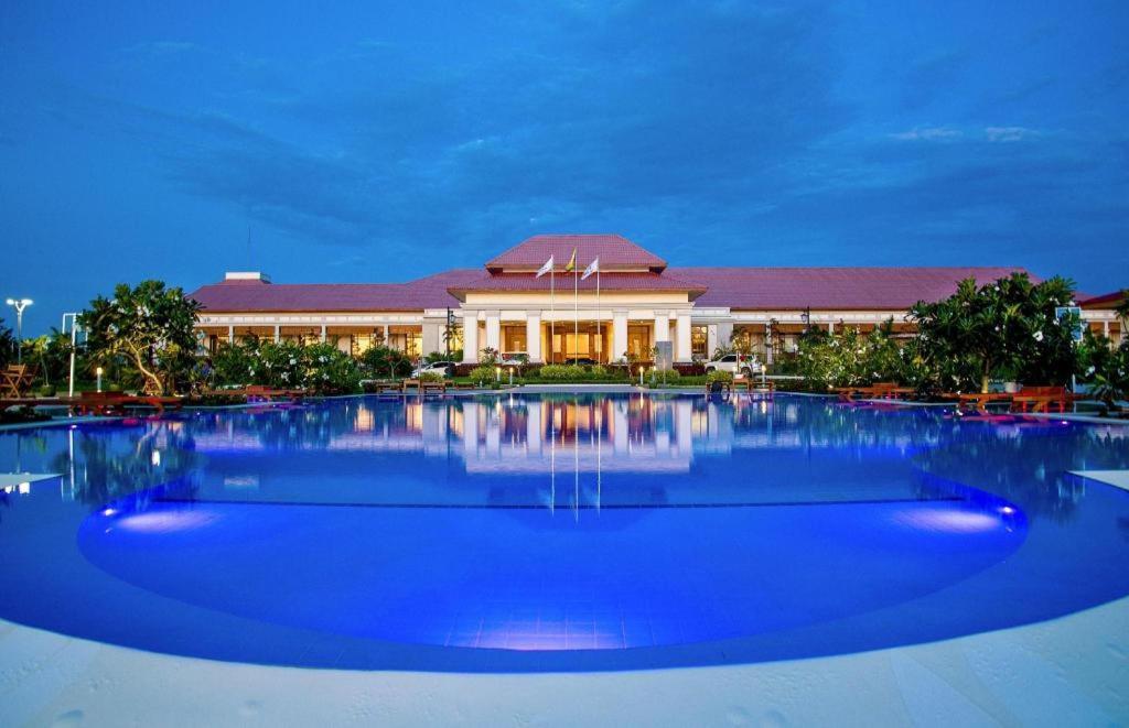 Horizon Lake View Resort Naypyidaw Zewnętrze zdjęcie