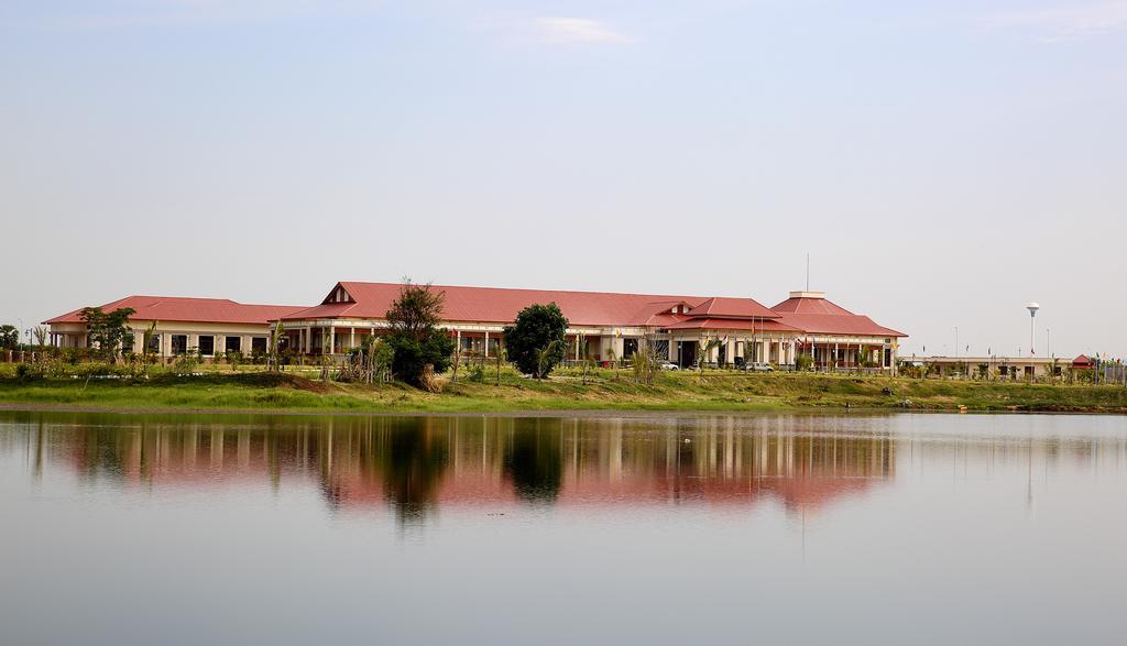 Horizon Lake View Resort Naypyidaw Zewnętrze zdjęcie
